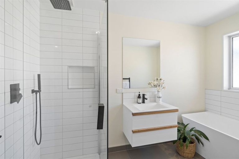 Photo of property in 15 Full Moon Lane, Rolleston, 7614