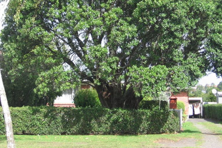 Photo of property in 516 Swanson Road, Ranui, Auckland, 0612