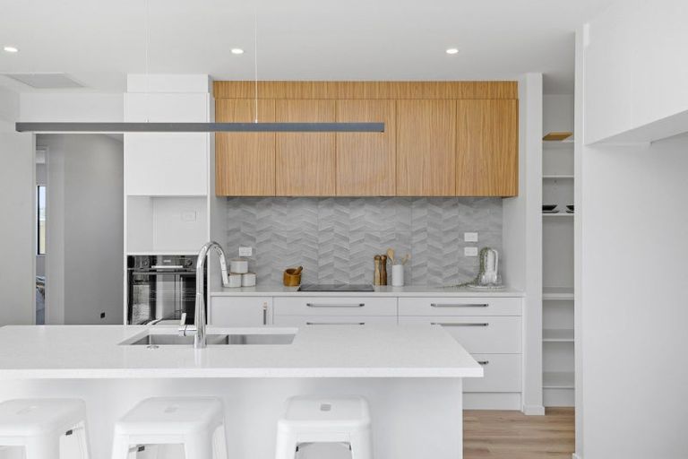 Photo of property in 11 Withers Crescent, Halswell, Christchurch, 8025