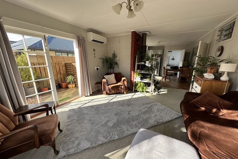 Photo of property in 70 Mckenzie Street, Geraldine, 7930