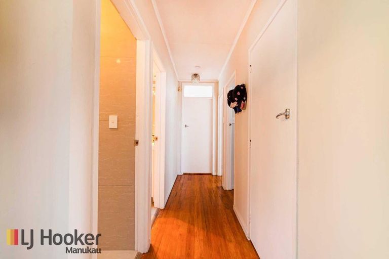 Photo of property in 61 Christmas Road, Manurewa, Auckland, 2102