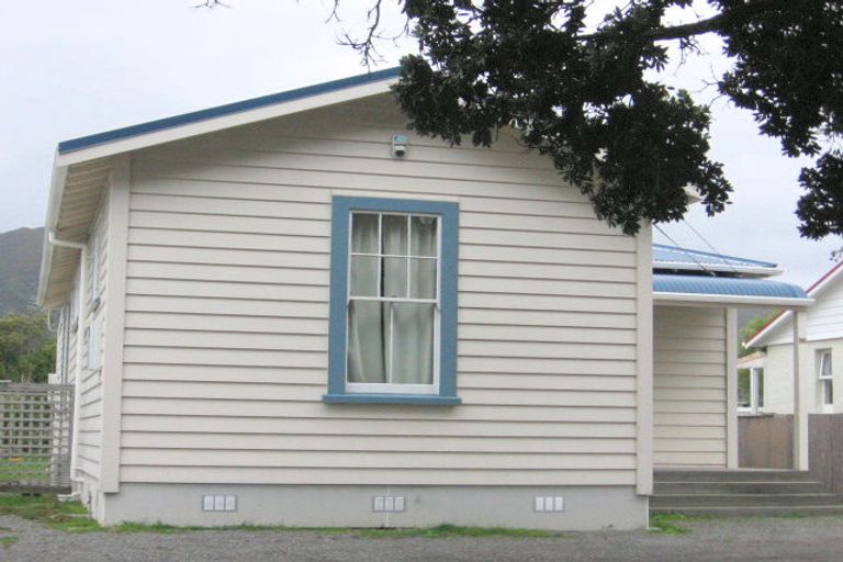 Photo of property in 96 Randwick Road, Moera, Lower Hutt, 5010