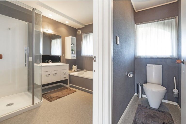 Photo of property in 366 Point View Drive, Shamrock Park, Auckland, 2016