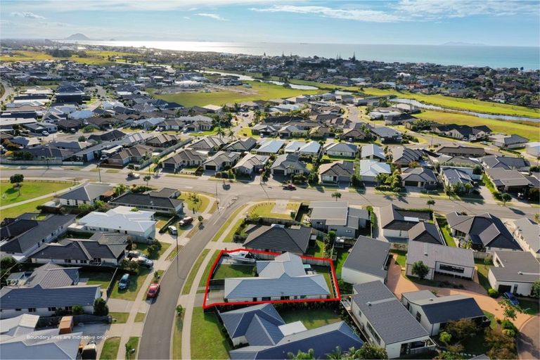 Photo of property in 3 Raiha Street, Papamoa Beach, Papamoa, 3118