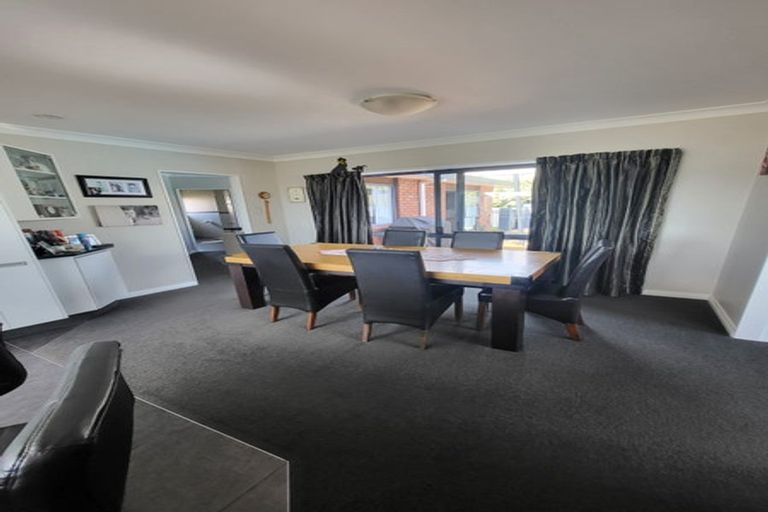 Photo of property in 3 Oakland Way, Welcome Bay, Tauranga, 3112