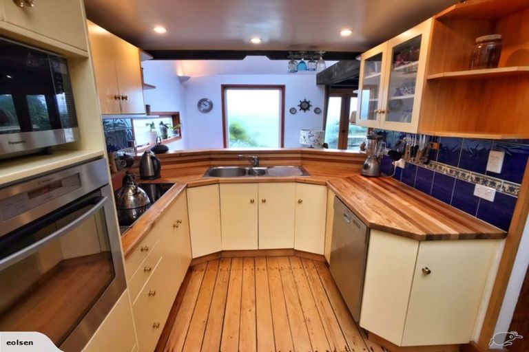 Photo of property in 131 Marine Drive, Sorrento Bay, Lower Hutt, 5013