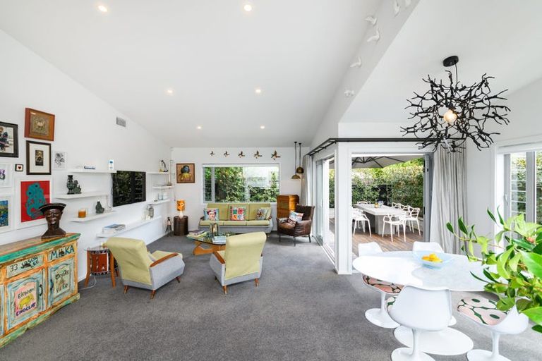 Photo of property in 32a Hardie Street, Hokowhitu, Palmerston North, 4410