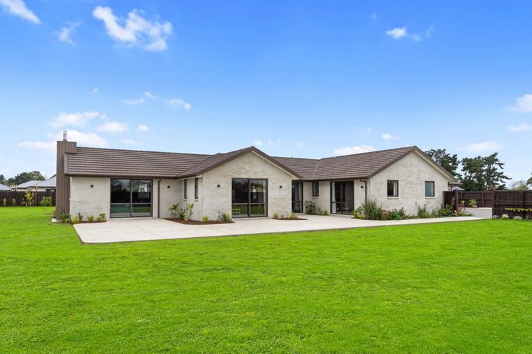 Photo of property in 60 Parsonage Road, Woodend, 7610