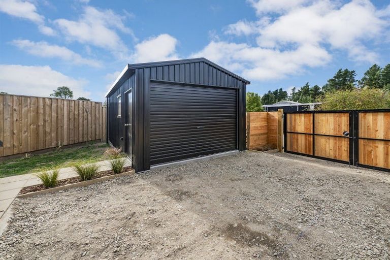 Photo of property in 5 Beach Crescent, Waikuku Beach, 7473