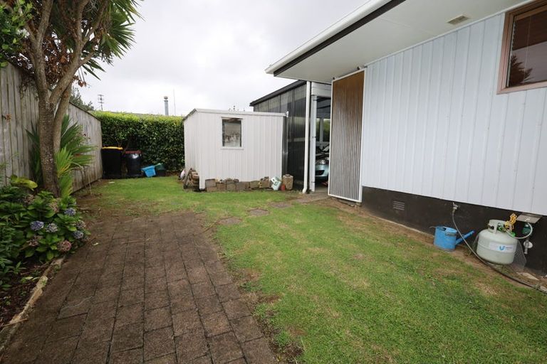 Photo of property in 114 Cambridge Road, Bethlehem, Tauranga, 3110