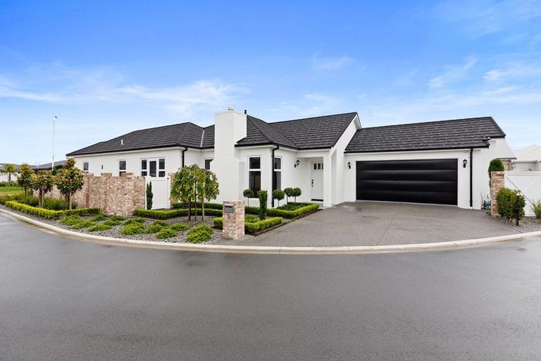 Photo of property in 5 Mollisia Lane, Papamoa Beach, Papamoa, 3118