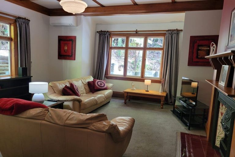 Photo of property in 47 Rimu Road, Oratia, Auckland, 0604