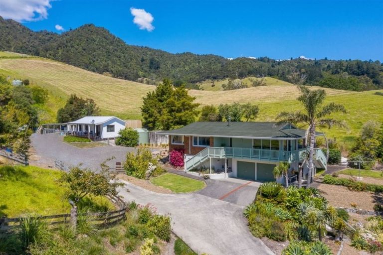Photo of property in 168 Thames Coast Sh25 Road, Whakatete Bay, Thames, 3575