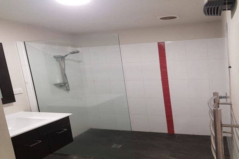 Photo of property in 9a Quinton Place, Bishopdale, Christchurch, 8053