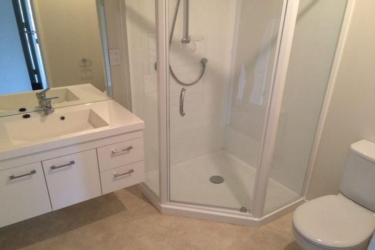 Photo of property in 3 Mill Grove, Riverhead, 0820