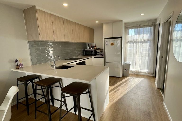 Photo of property in 12 Hinonga Loop, Silverdale, 0932