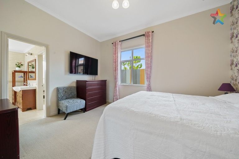 Photo of property in 389 Jackson Street, Petone, Lower Hutt, 5012