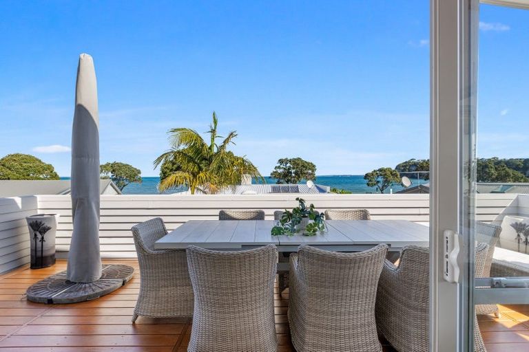 Photo of property in 40a Matakatia Parade, Matakatia, Whangaparaoa, 0930