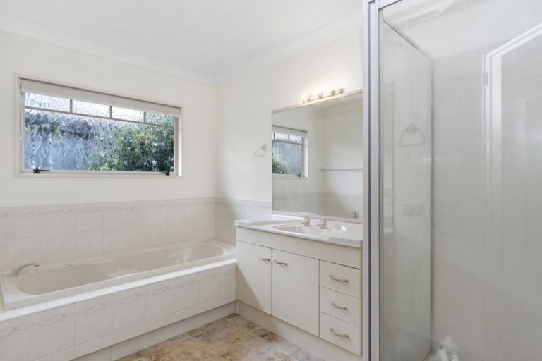 Photo of property in 15 Rochester Place, Bethlehem, Tauranga, 3110