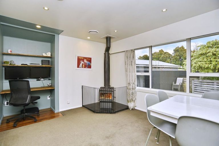 Photo of property in 57 Liverton Crescent, Bishopdale, Christchurch, 8053