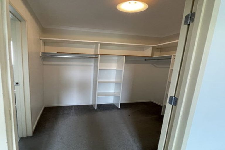 Photo of property in 24 Lili Chen Way, Mangere Bridge, Auckland, 2022