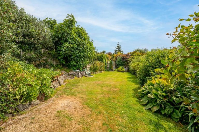 Photo of property in 215 Douglas Street, Highfield, Timaru, 7910