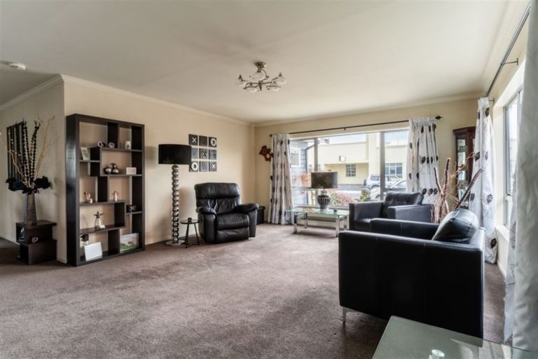 Photo of property in 20 John Street, Balclutha, 9230