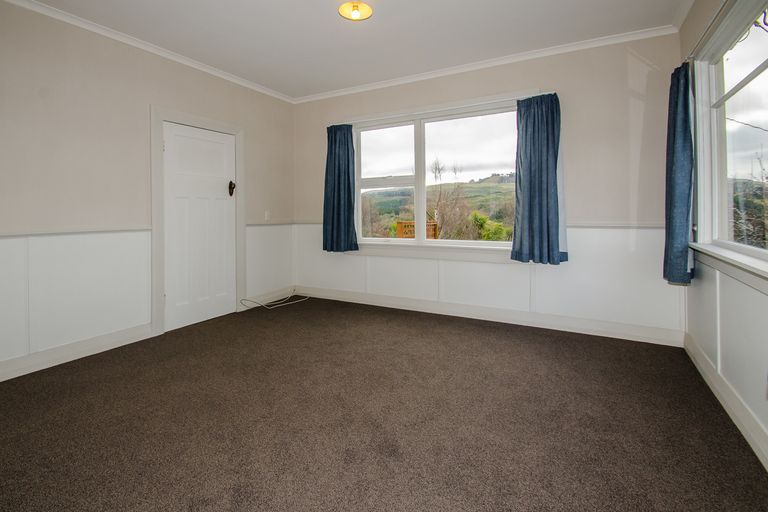 Photo of property in 7 Owen Street, Green Island, Dunedin, 9018