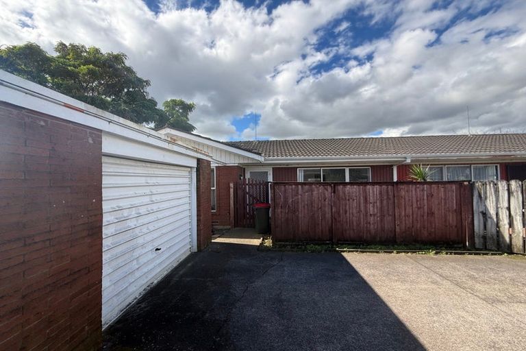 Photo of property in 3/2 Ihaka Place, Papatoetoe, Auckland, 2104