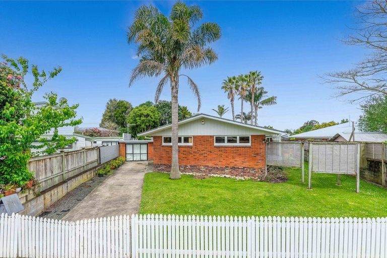 Photo of property in 7 James Place, Opaheke, Papakura, 2113