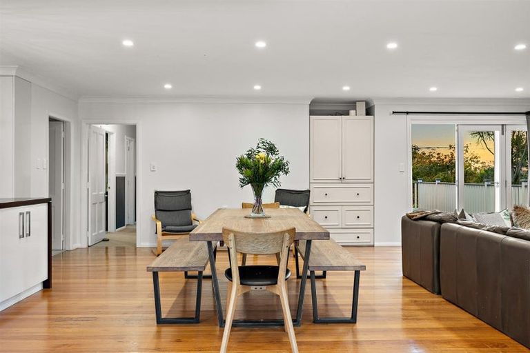 Photo of property in 603 Peak Road, Helensville, 0875