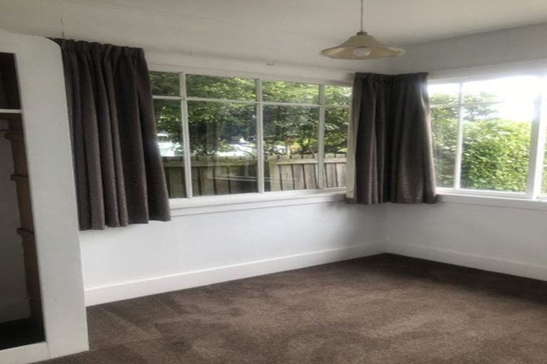 Photo of property in 216 Riccarton Road, Riccarton, Christchurch, 8041