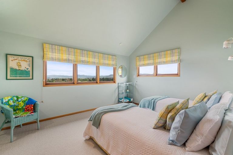 Photo of property in 14 Cobbe Place, Pomare, Rotorua, 3015