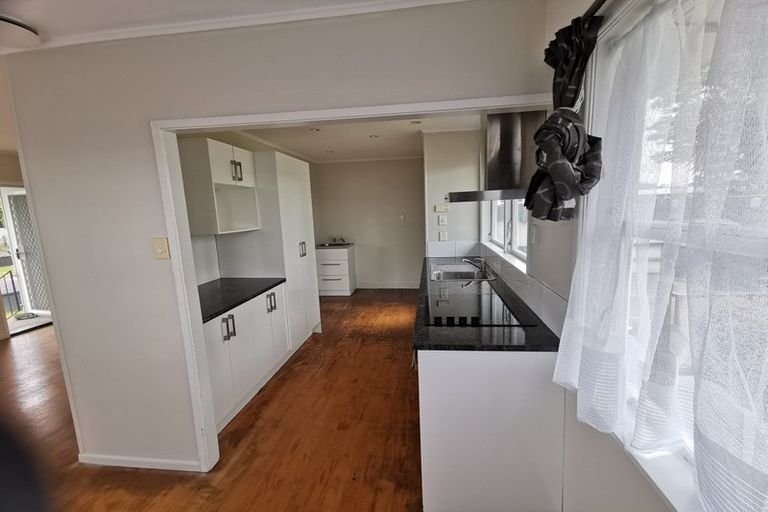 Photo of property in 20 Beeston Crescent, Manurewa, Auckland, 2102