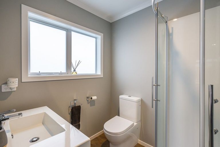 Photo of property in 14 Gallipoli Place, Paraparaumu, 5032