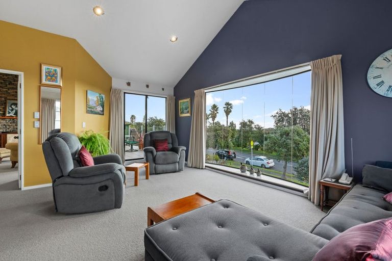 Photo of property in 39 Alec Craig Way, Gulf Harbour, Whangaparaoa, 0930
