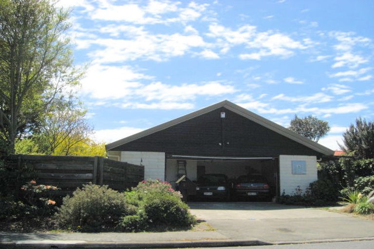 Photo of property in 6 Lacy Gate Place, Woodend, 7610