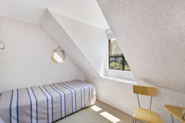 Photo of property in 529 South Road, Omata, New Plymouth, 4374