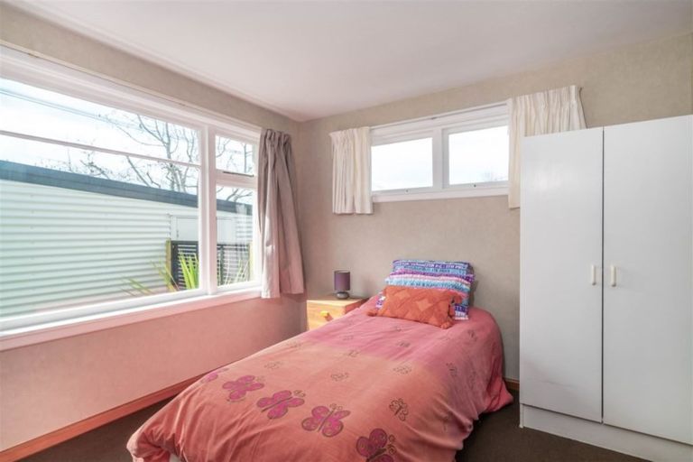 Photo of property in 18 Fatima Street, Redwood, Christchurch, 8051