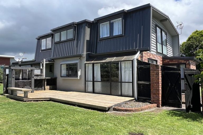 Photo of property in 44 Park Lane, Waitara, 4320