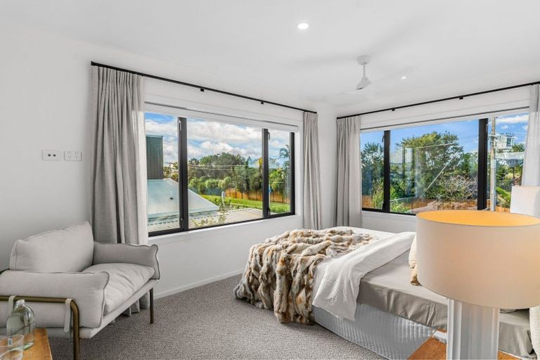 Photo of property in 3 Citrus Place, Mangawhai, 0505