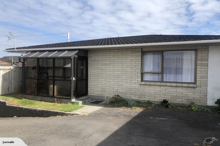 Photo of property in 23a Stoke Street, Westown, New Plymouth, 4310