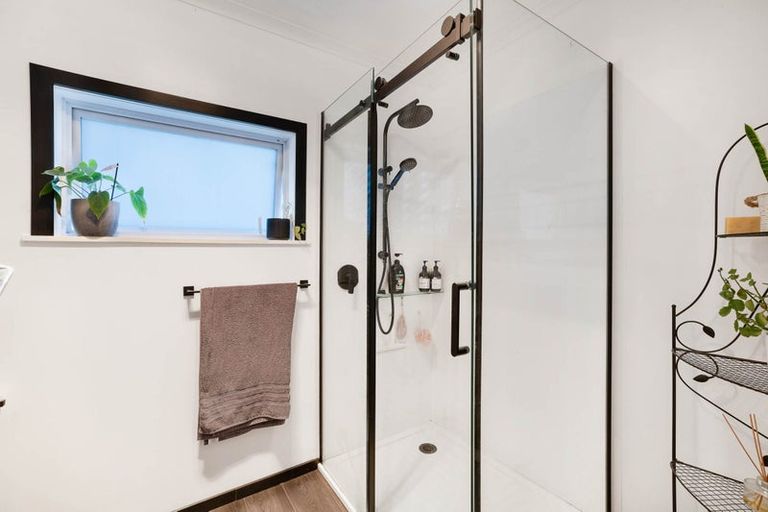 Photo of property in 30 Meihana Street, Takaka, 7110