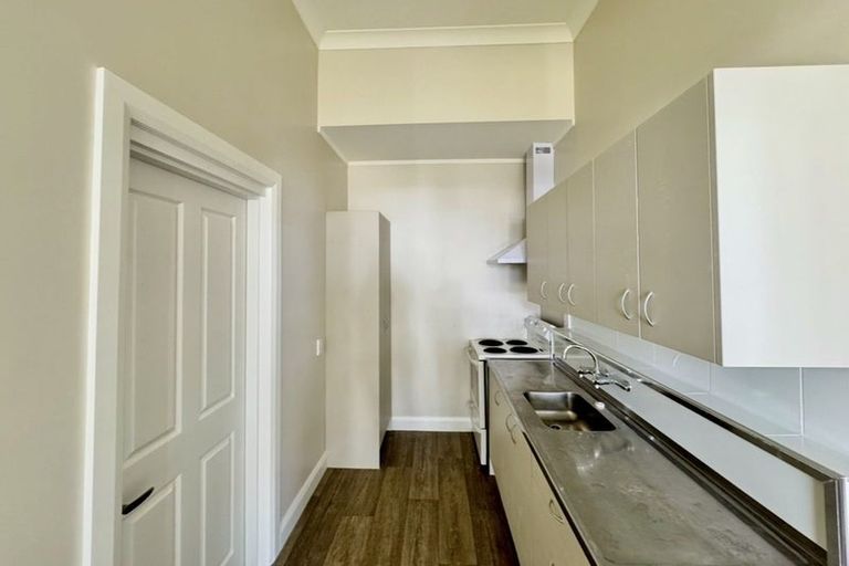 Photo of property in 16 Ada Street, Hokowhitu, Palmerston North, 4410