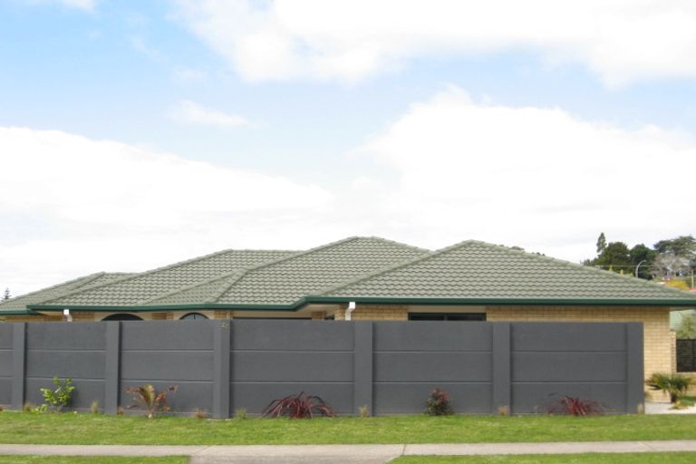 Photo of property in 28 Sterling Gate Drive, Bethlehem, Tauranga, 3110