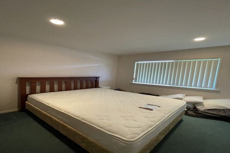 Photo of property in 18 Highgrove Place, Bethlehem, Tauranga, 3110