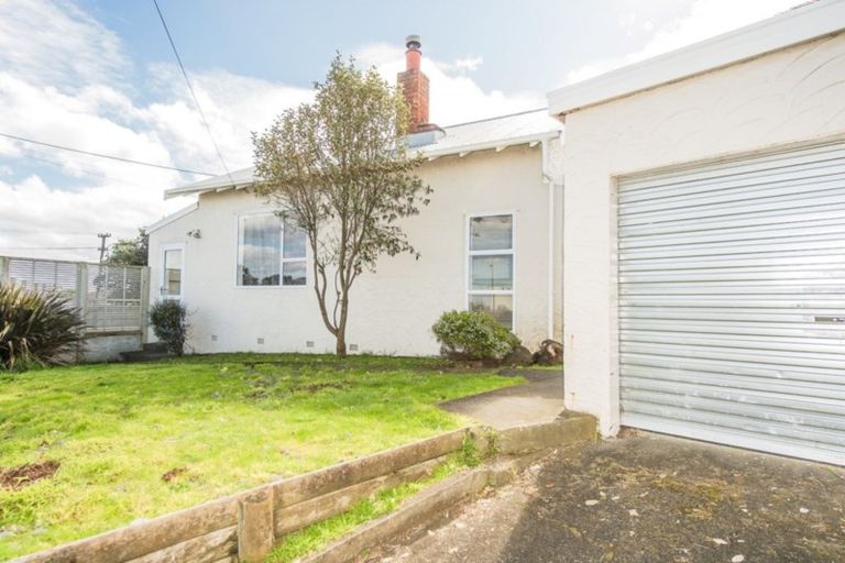 Photo of property in 20 Bryce Street, Castlecliff, Whanganui, 4501