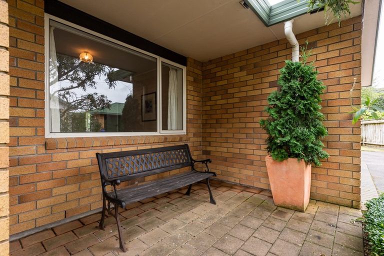 Photo of property in 116 Oxford Street, Tawa, Wellington, 5028