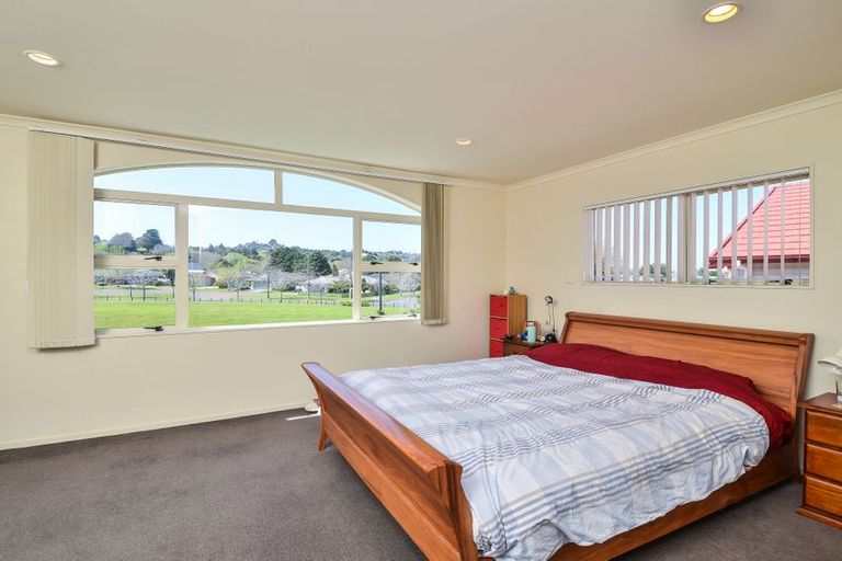 Photo of property in 12 Lime Crescent, Papakura, 2110
