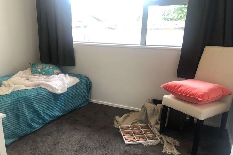 Photo of property in 40d Russley Road, Russley, Christchurch, 8042